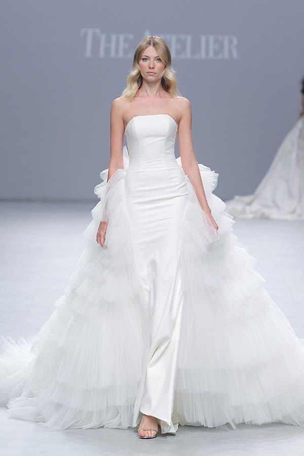 MERMAID WEDDING DRESS WITH FRINGED TRAIN
