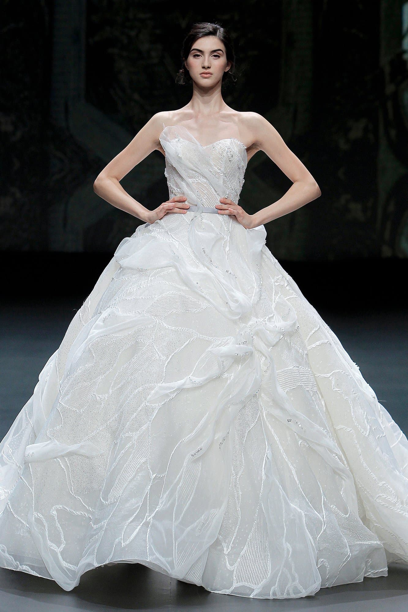 CORSET ROYAL WEDDING GOWN