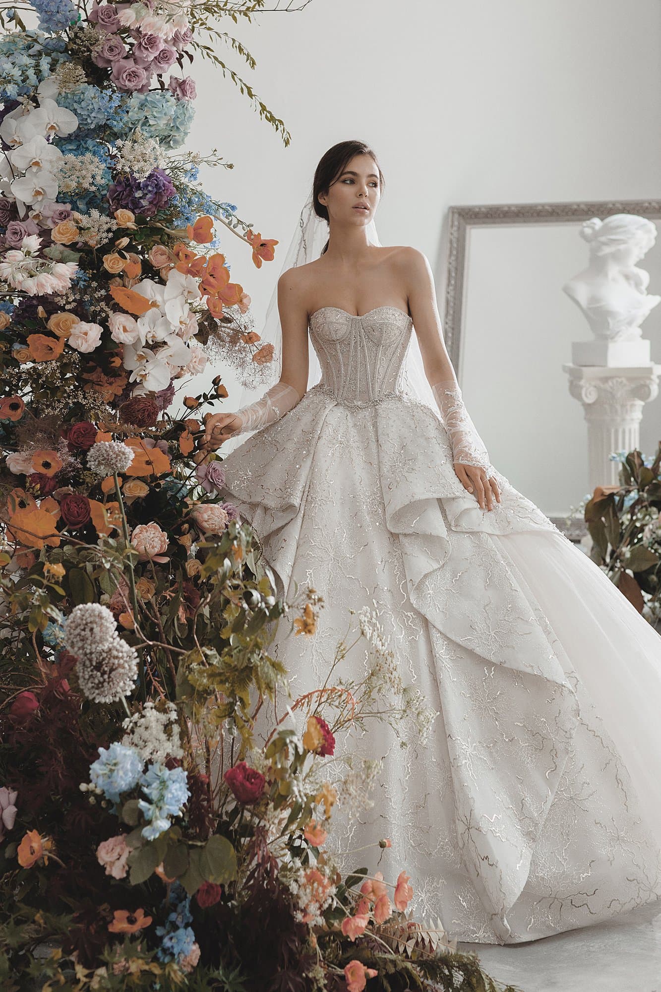 CORSET WEDDING GOWN