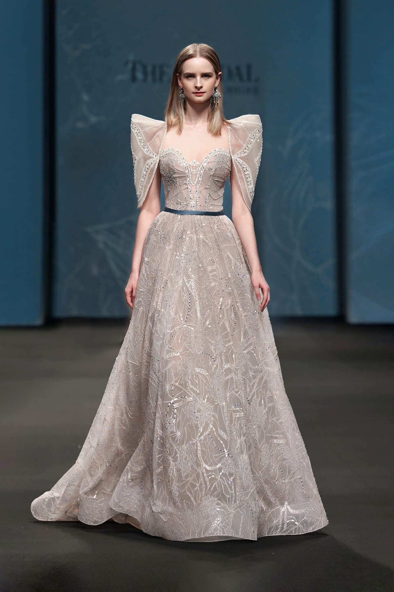 T-Shoulder Long Dress